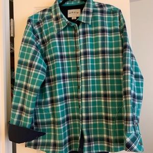 Orvis thermal button down top